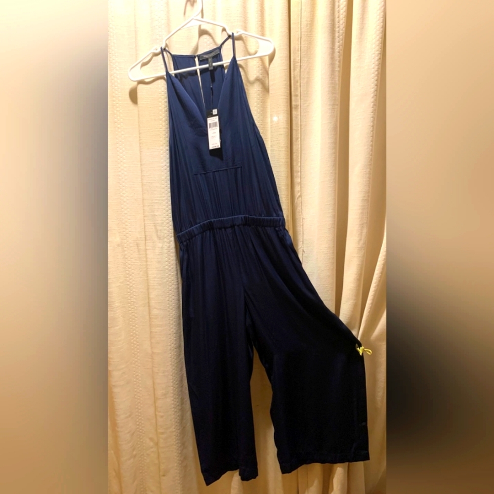 BCBG, Navy Blue. PANT SUIT